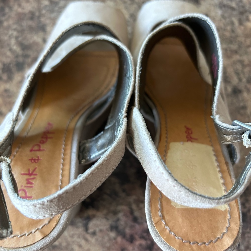 Tan wedge size 6
